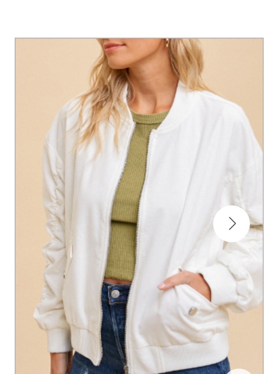 White Rouched Sleeve Jacket
